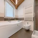 Luxury Lakefront Maisonette Appartement Lezzeno