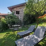 Luxury Lakefront Maisonette