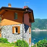 Appartement Luxury Lakefront Maisonette