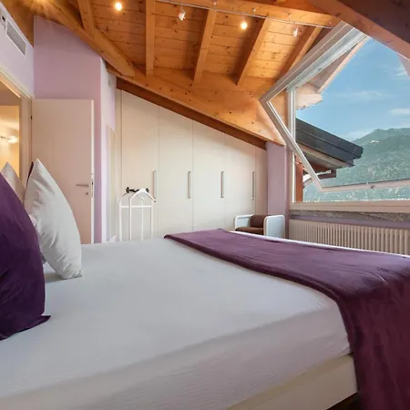Luxury Lakefront Maisonette Апартаменты
