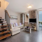 Luxury Lakefront Maisonette Apartment